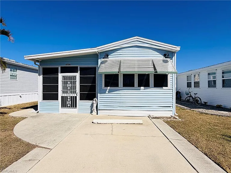 4520 Robert E Lee Blvd E — Photo 17