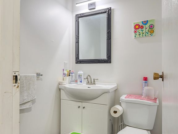 2nd image of 13880 74th Ave #65