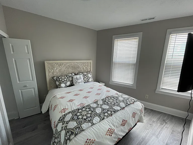 9201 Lorain Ave #2 — Photo 6