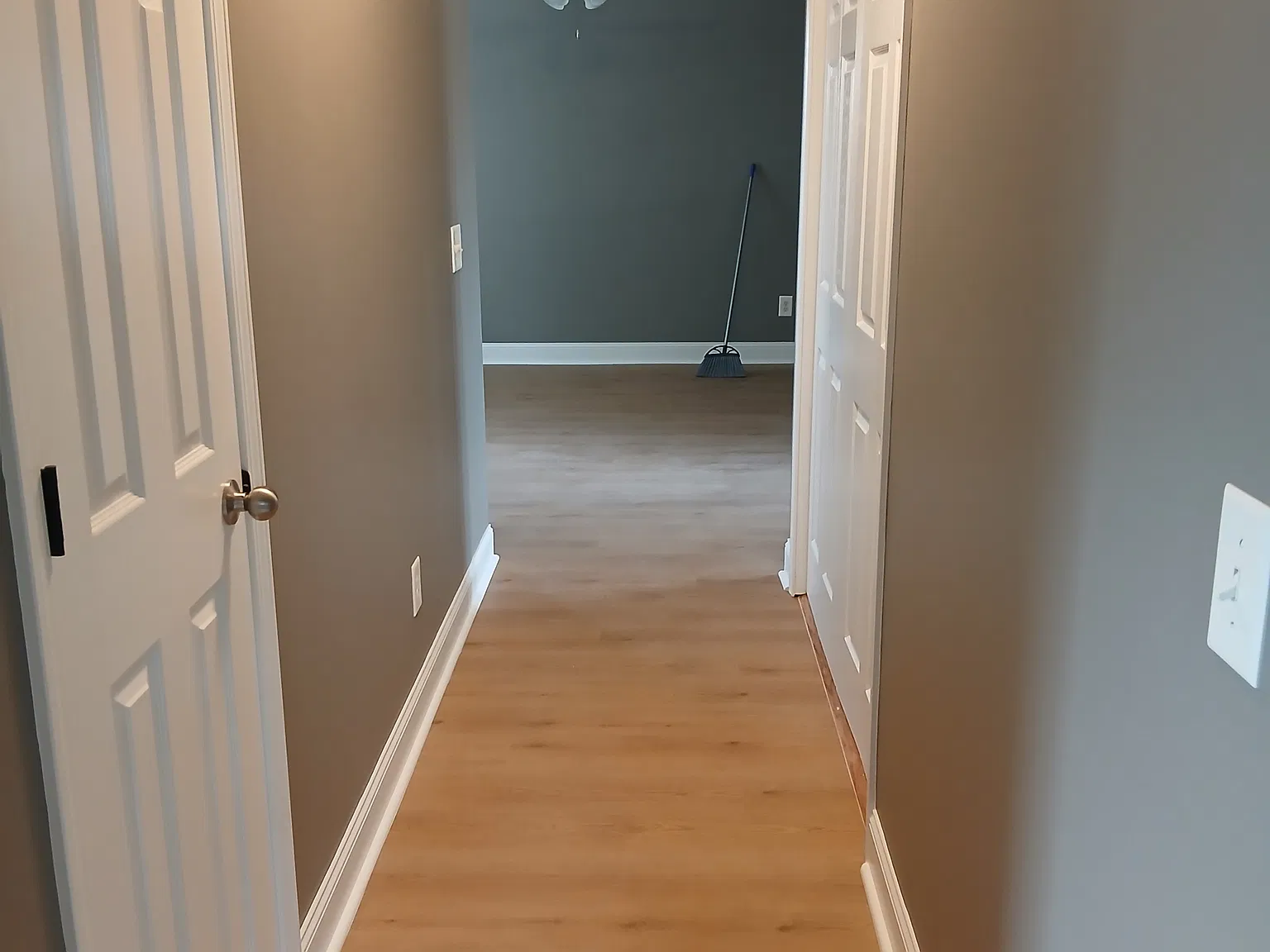 3 bed, 1189 sqft, $1,800 — Photo 3