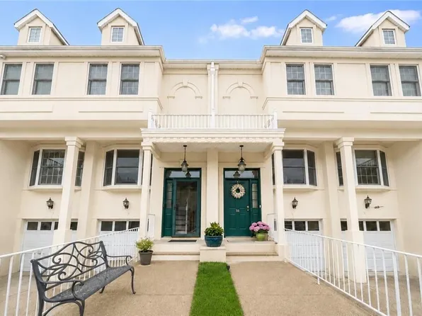 26 Cobblers Ln, Staten Island, NY 10304