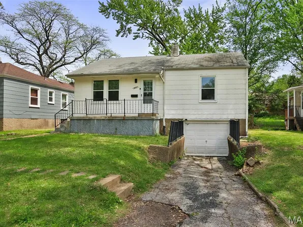 2057 Coleridge Dr, Saint Louis, MO 63136