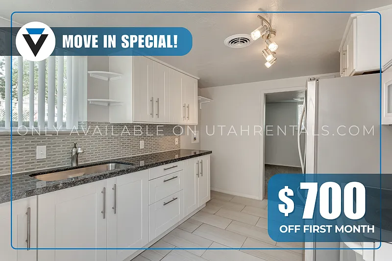 322 E Robert Ave #2