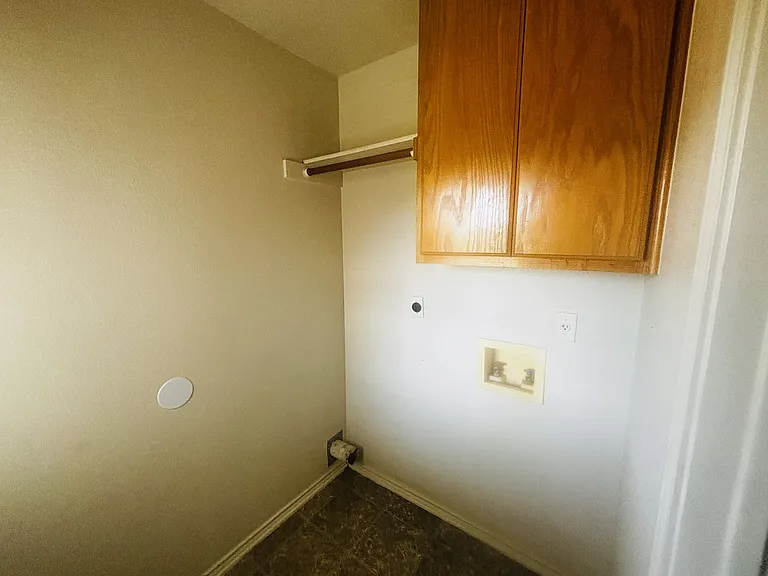 503 Bermuda #C — Photo 7