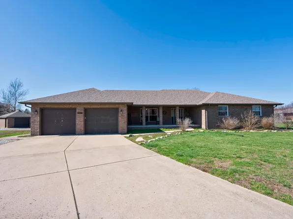 1100 E 15th Street, Mountain Grove, MO 65711