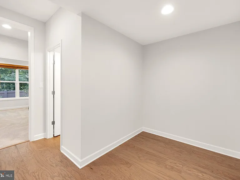 4505 Plateau Dr — Photo 33