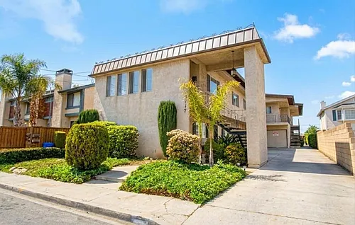 2717 Vanderbilt Ln #B Photo 1