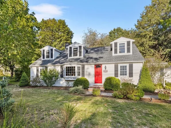 271 Haverhill St, North Reading, MA 01864