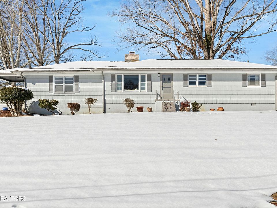 1st image of 6008 Pamela Ln