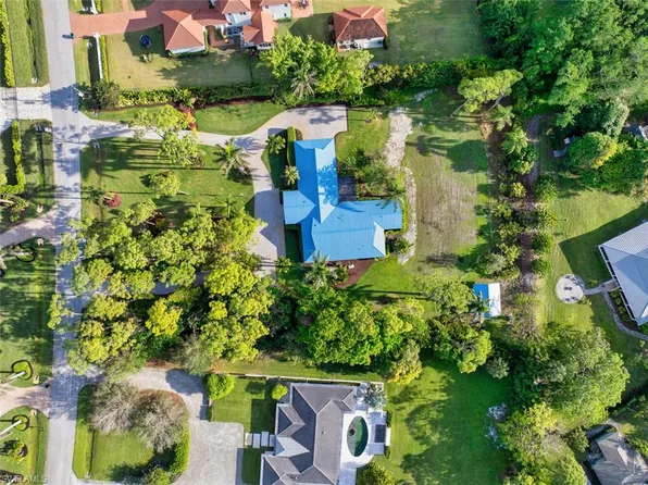 601 Carica RD, NAPLES, FL 34108