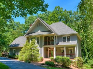 11 Grayswood Hill Rd, Signal Mountain, TN 37377