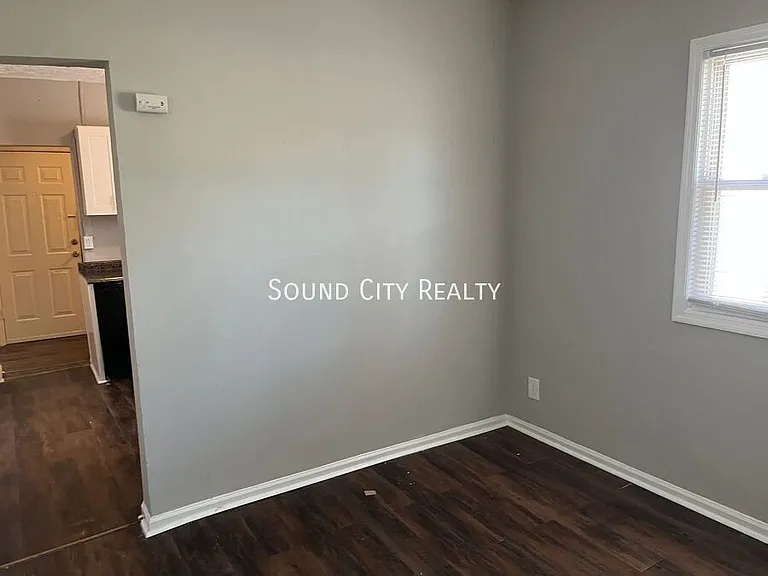 1731 Dr Db Todd Jr Blvd — Photo 6