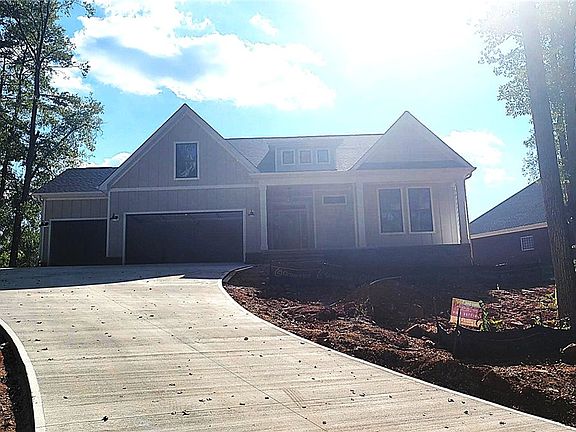 5th image of 1815 Cross Creek Dr