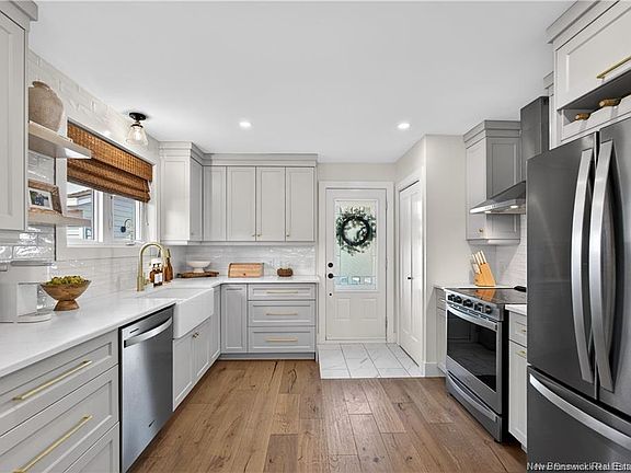 2nd image of 3 Mersereau St