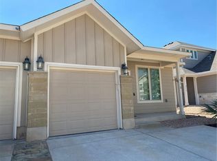 416 High Tech Dr UNIT 33B, Georgetown, TX 78626