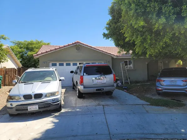 49657 Livistonia Ct, Coachella, CA 92236