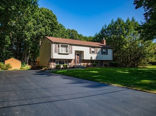 146 Lawndale Rd, Mansfield, MA 02048
