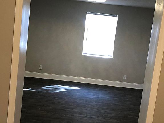 2nd image of 10418 Pinehurst Dr