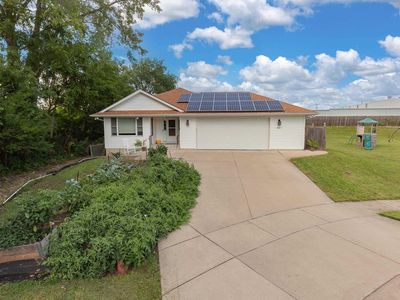 4212 3rd St #A, East Moline, IL, 61244