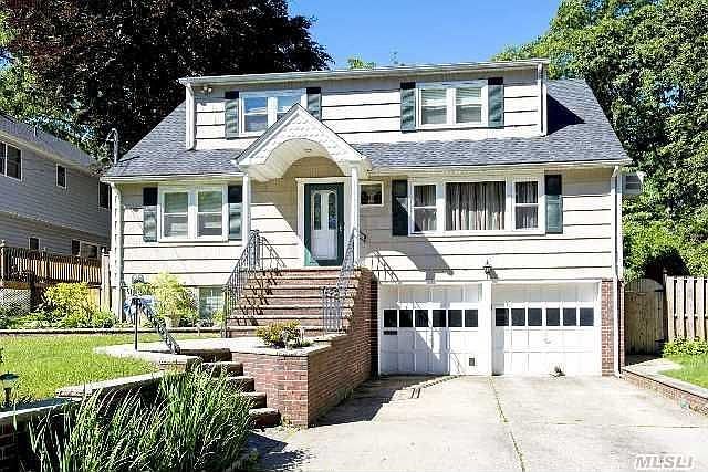 1st image of 36 Hillcrest Dr