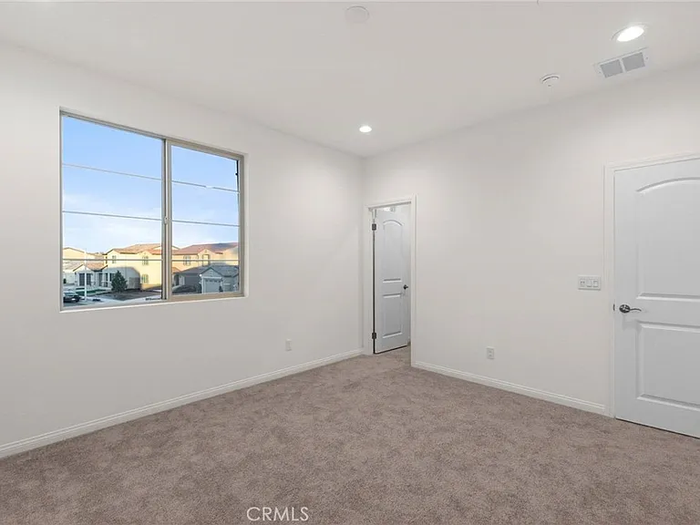 17727 Santa Lucia Ct — Photo 36