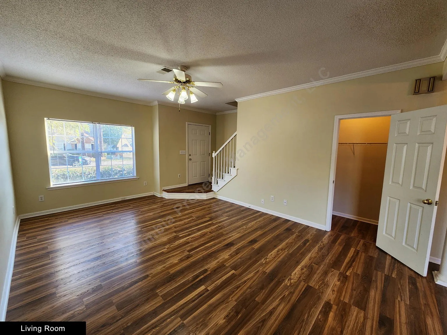 3 bed, 2.5 bath, 1500 sqft, $1,850 — Photo 4