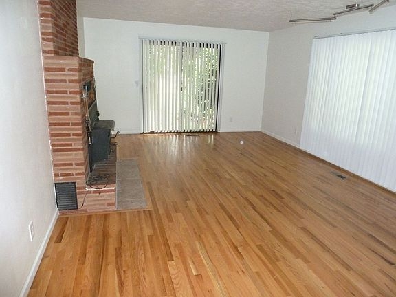 4th image of 12703 NE 159th St