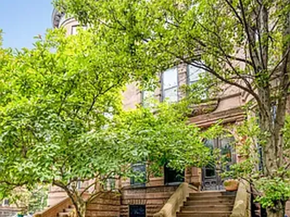 75 8th Ave, Brooklyn, NY 11215