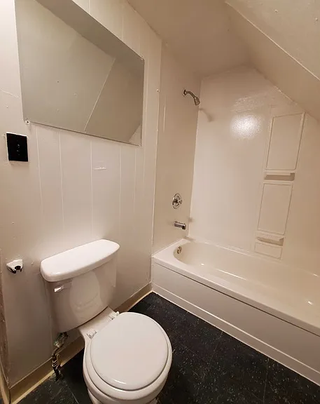 1910 Corning Ave #3 — Photo 9
