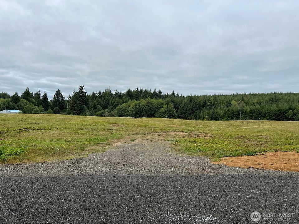 1st image of 32 Grass Creek Road