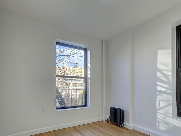 4th image of 139 W 83rd St APT 4E