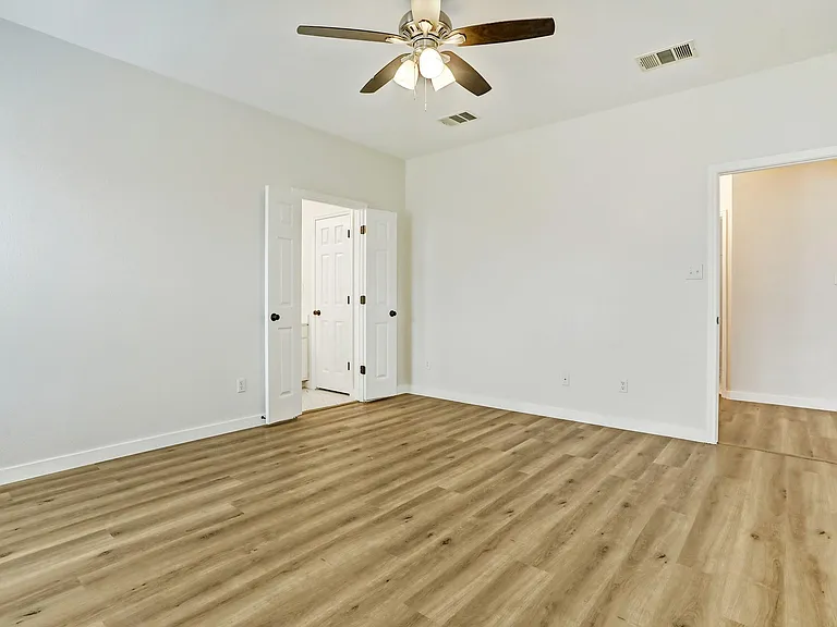 128 Almquist St — Photo 25