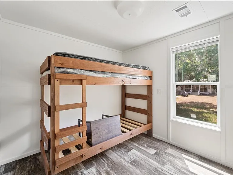 1038 Canopy Ln SW — Photo 8