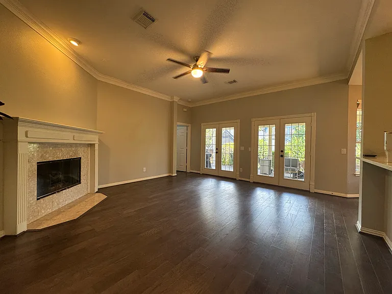 2920 Cromwell Way — Photo 8