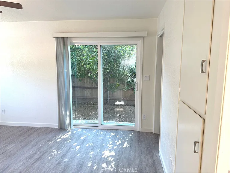 24450 University Ave — Photo 17