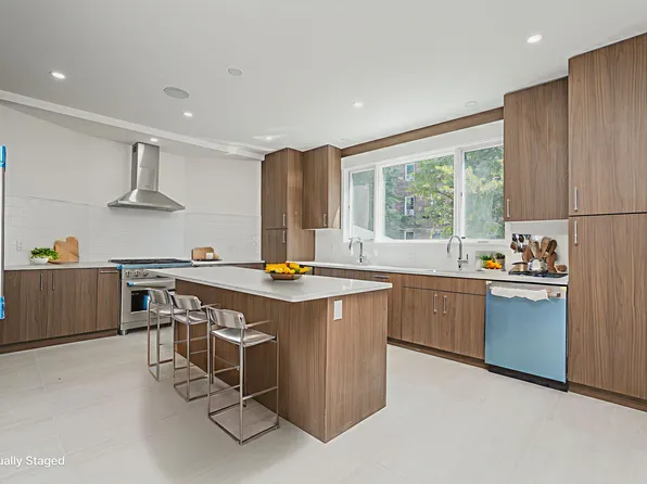 1753 East 21st Street image 15 of 49