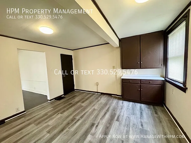1301 Woodward Pl NW #EAST SIDE — Photo 7