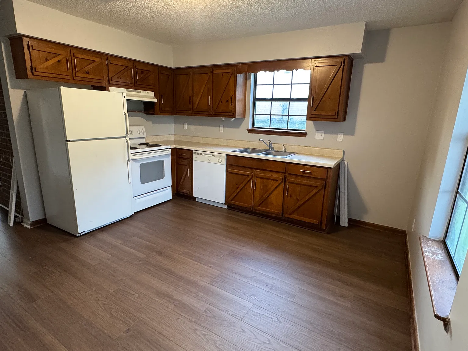 2 bed, 1.5 bath, 1122 sqft, $1,500 — Photo 4