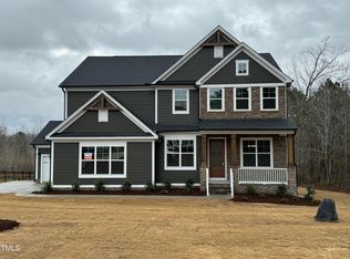 8421 Brady Pointe Rd, Fuquay Varina, NC 27526