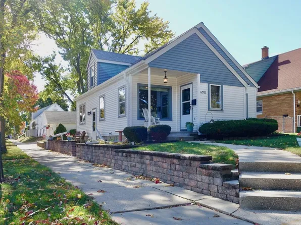6701 West Wick PLACE, Milwaukee, WI 53219