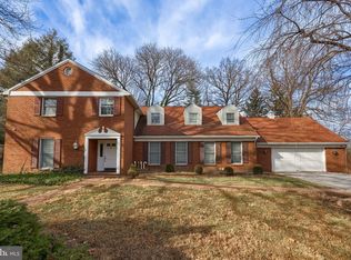 197 Scarboro Dr, York, PA 17403