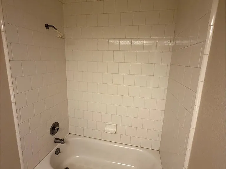 3636 Sumner Ave #210 — Photo 16