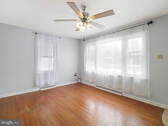 2nd image of 507 Ridge Ave