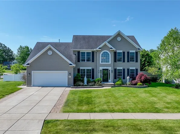 67 Middlebury Ln, Lancaster, NY 14086