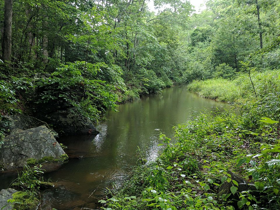 2nd image of River Bend Ct