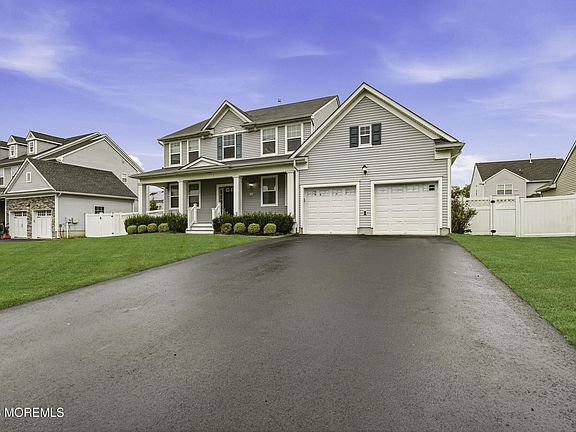 3rd image of 126 Spirit Bear Road