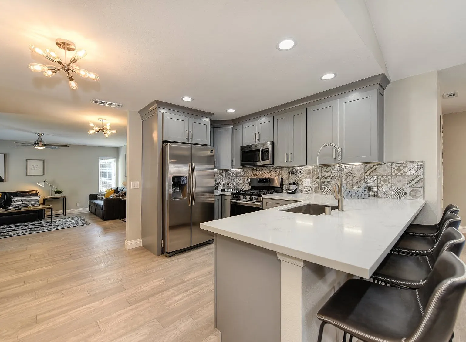4 bed, 1975 sqft, $925 — Photo 4