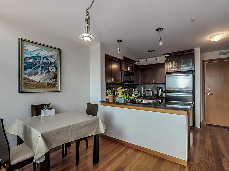 7 Rialto Ct #513 — Photo 2