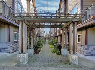 736 SE 33rd Ave #16, Portland, OR 97214