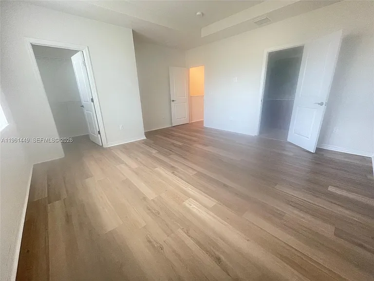 5060 Eucalyptus Dr #2 — Photo 3